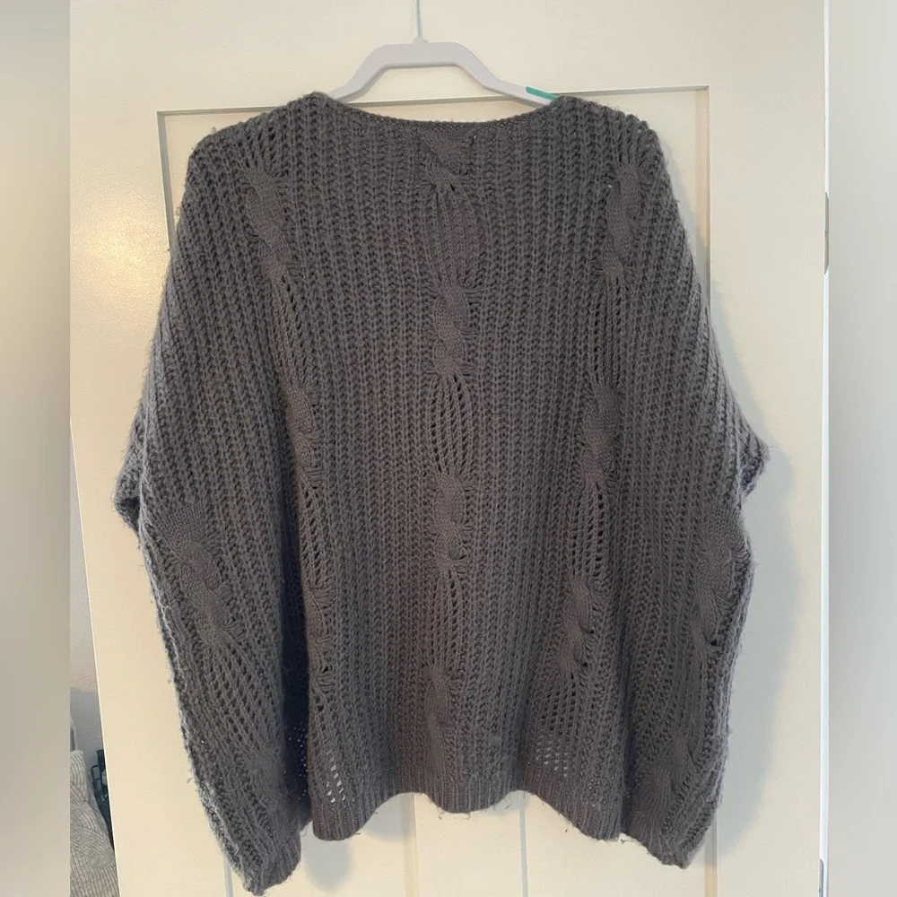 Urban Outfitters x UNIF chunky cable knit sweater - Picture 7 of 9